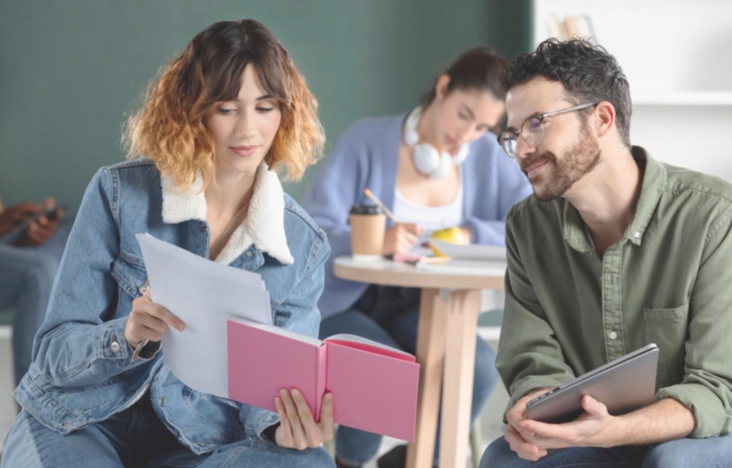 Detailierte Marktforschung und Datenanalyse im professionellen Umfeld
